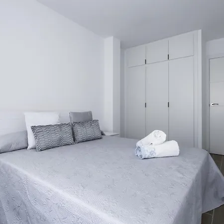 Agulla Planetcostadorada Apartment *