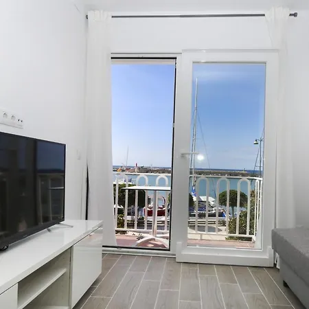 Agulla Planetcostadorada Apartment